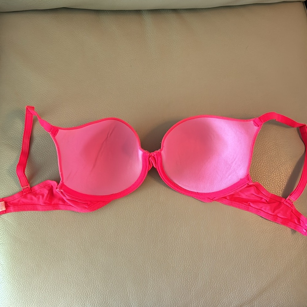 VS Pink bra size 34C - Picture 2 of 5